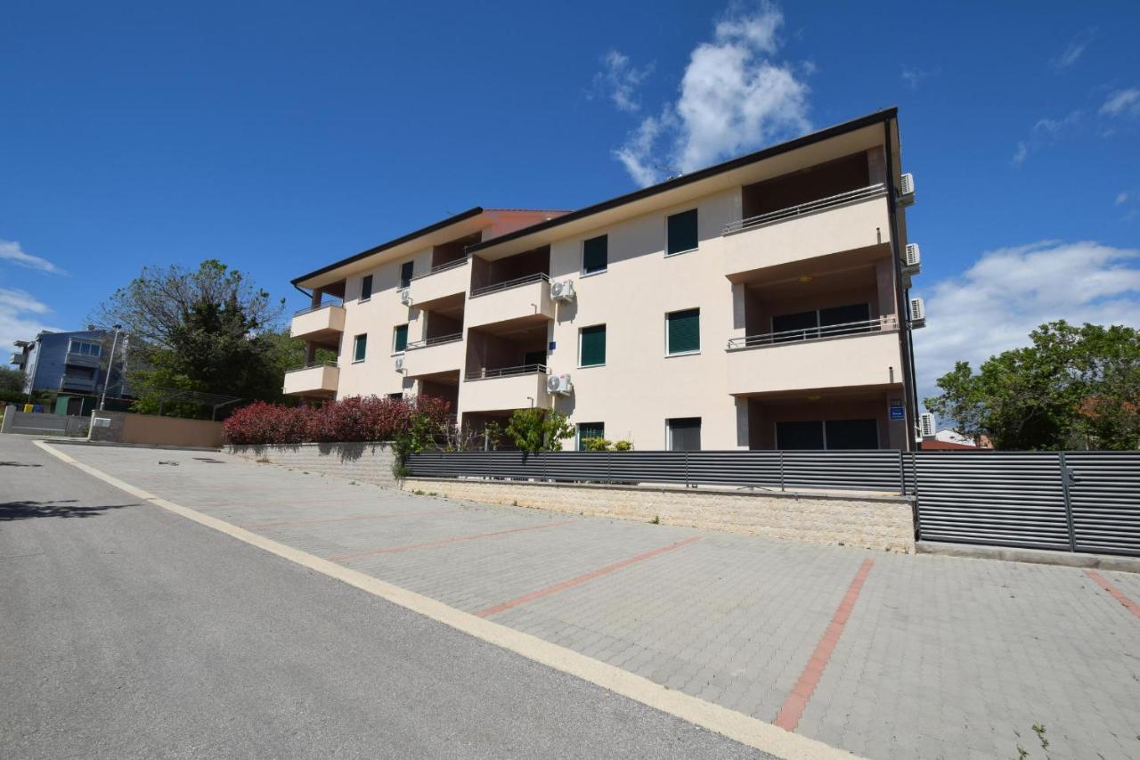 Apartments Medna Čižići Exterior foto