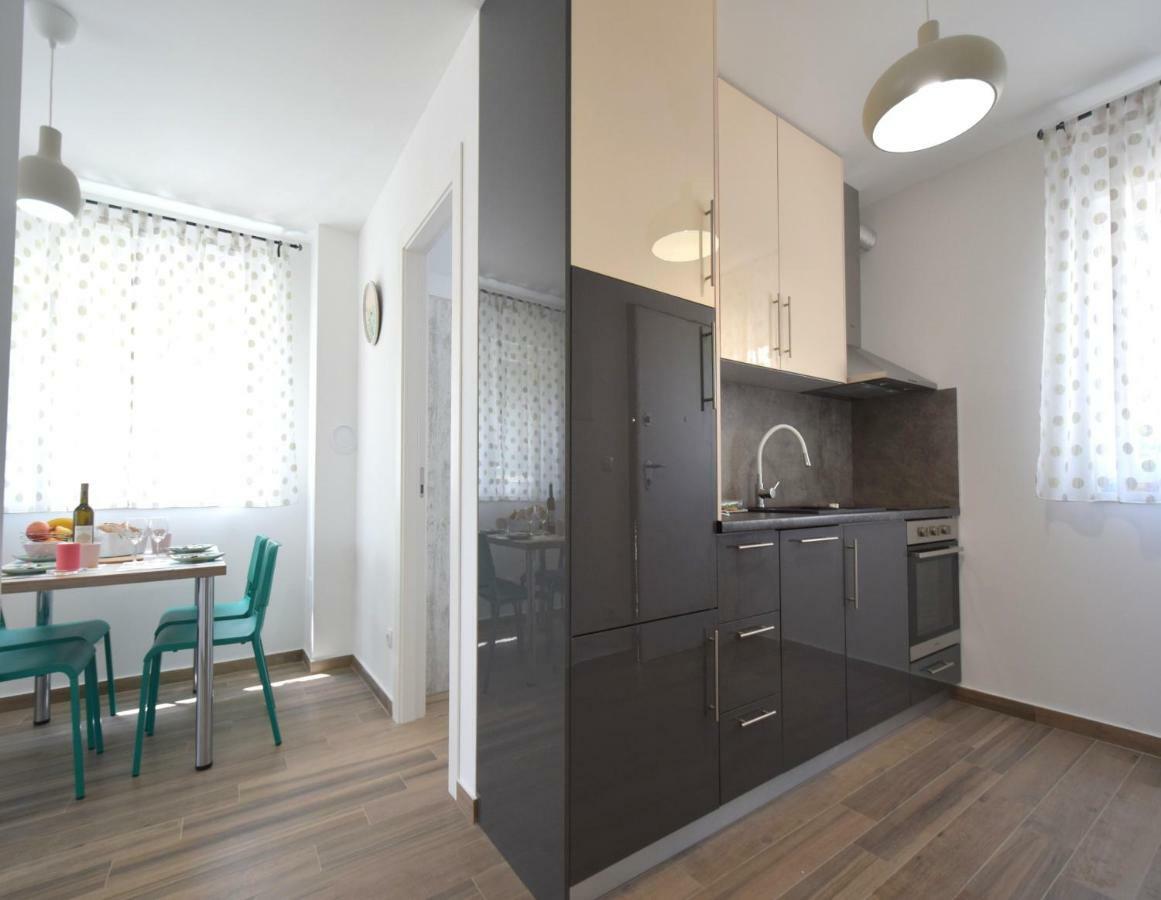 Apartments Medna Čižići Exterior foto