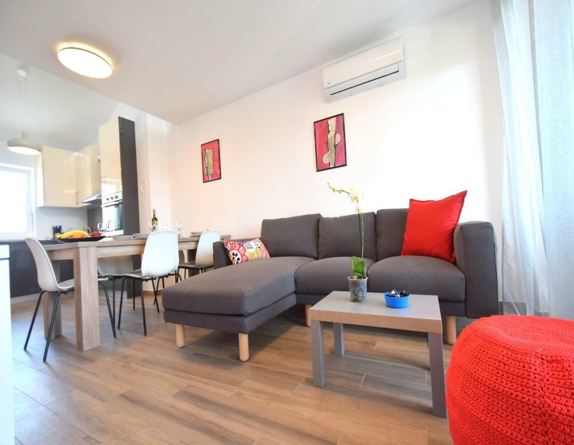 Apartments Medna Čižići Exterior foto