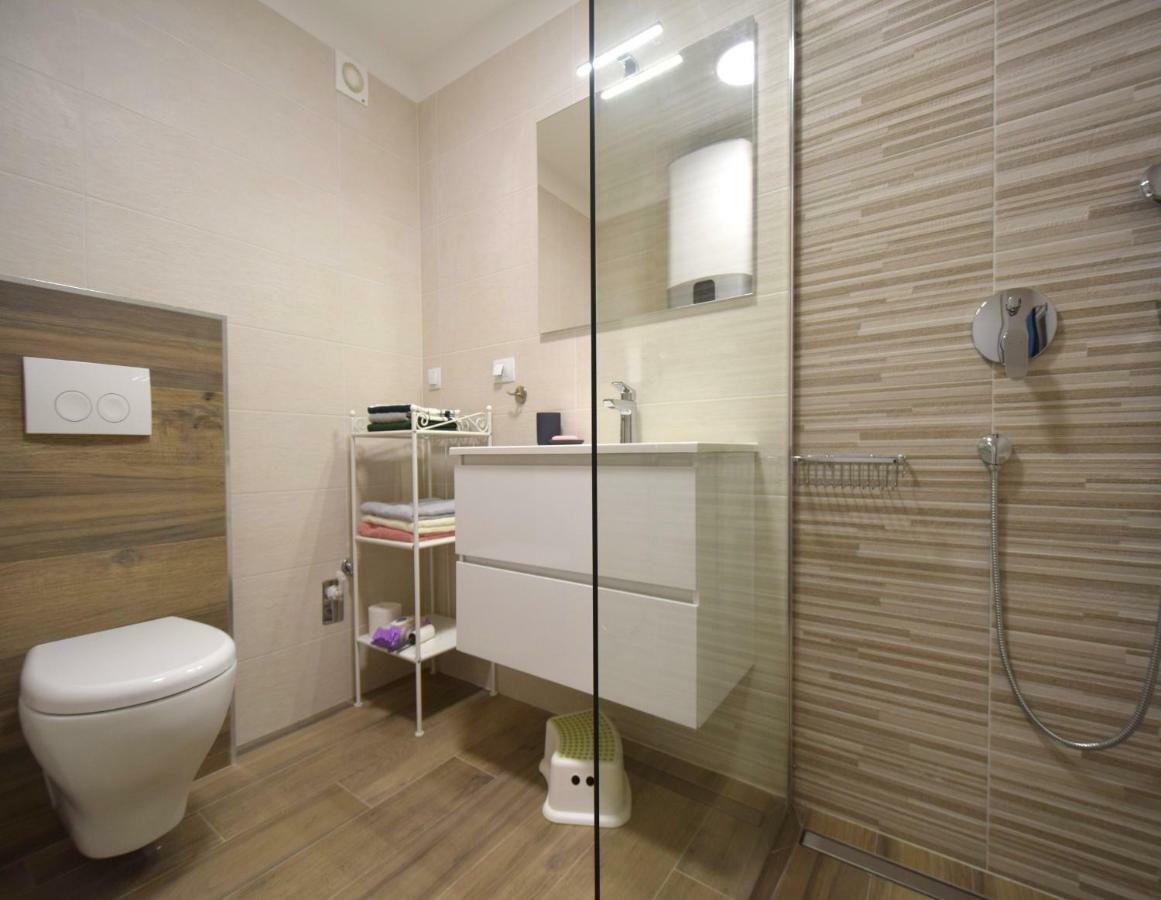 Apartments Medna Čižići Exterior foto