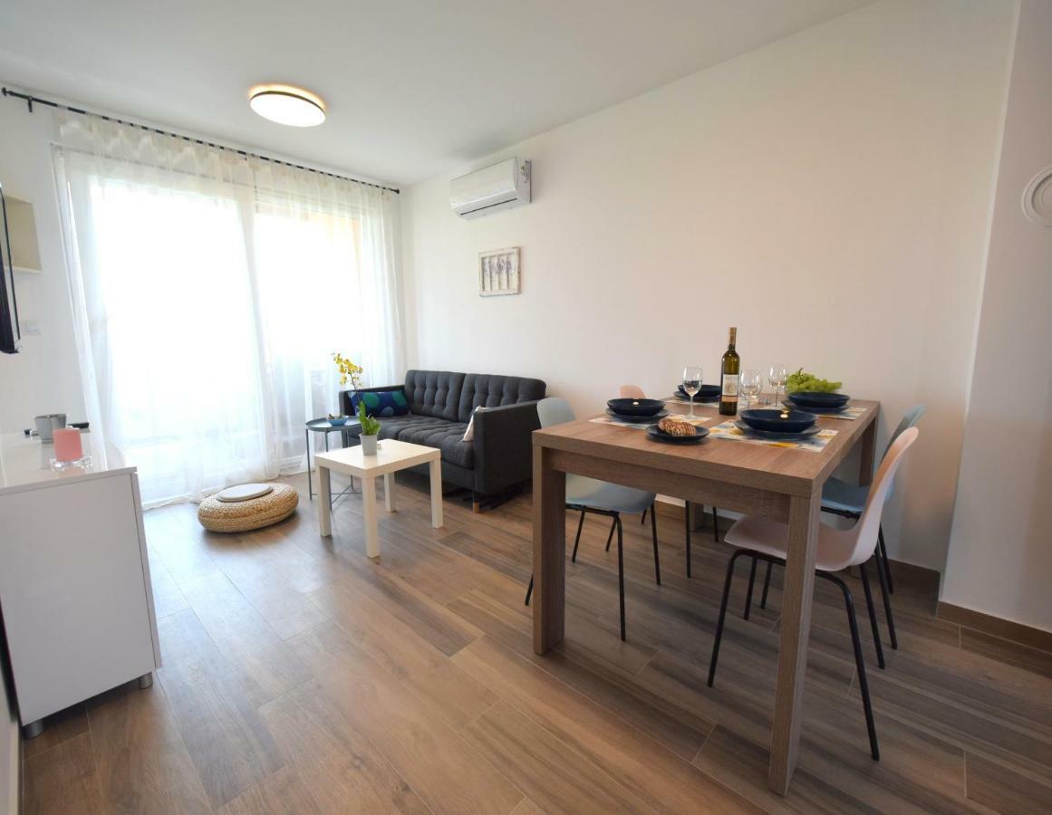 Apartments Medna Čižići Exterior foto